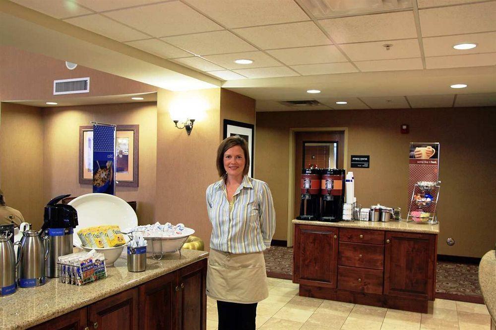 Hampton Inn & Suites Kingman Restaurant foto